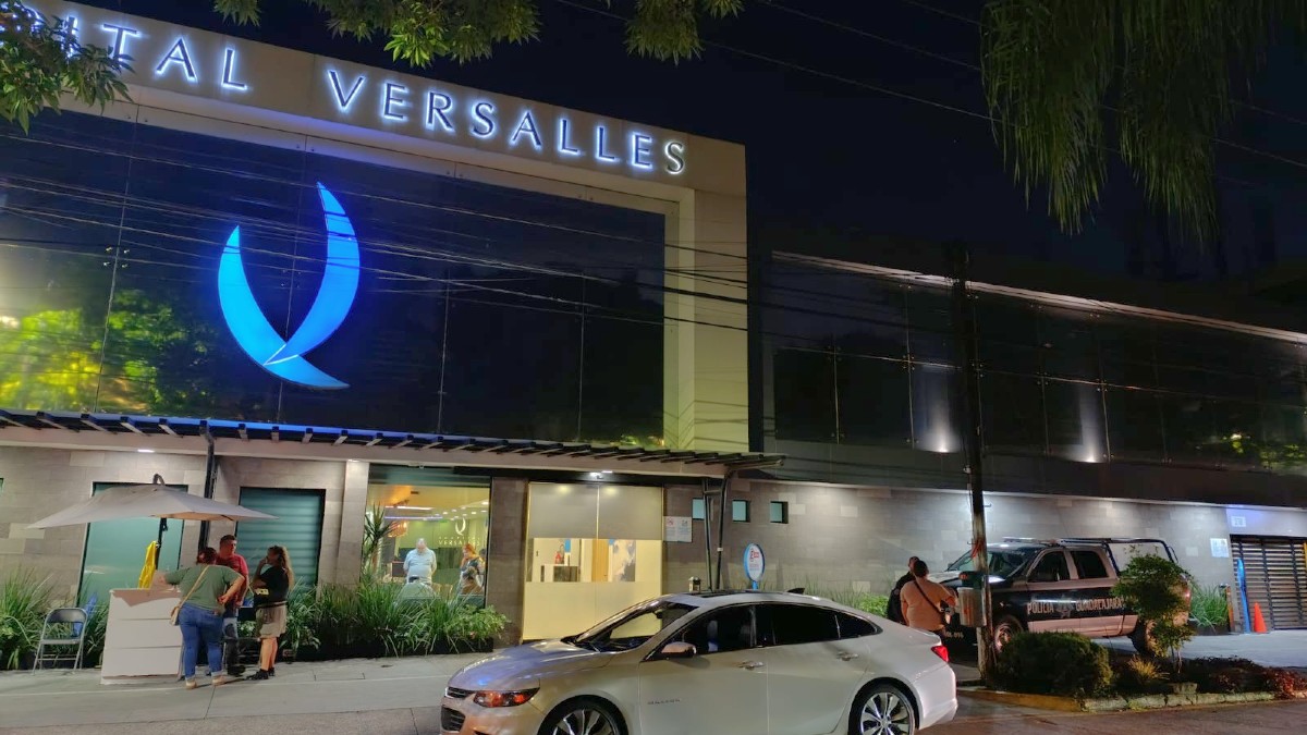 Un niño de 7 años fue herido por una bala perdida durante intento de asalto en el Parque Amarillo de Guadalajara; autoridades investigan y vecinos exigen justic