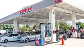 Costco abre nueva sucursal en Zapopan y sorprende con su primera gasolinera en la zona. Descubre aquí cuál es el precio por litro de gasolina regular y premium.