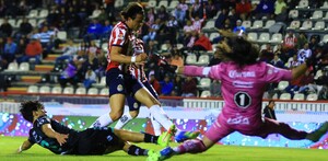 Luego de arrastrar el prestigio por suelo estadounidense, Santos Laguna regresa a la actividad en la Liga MX este domingo para enfrentar a las Chivas en el TSM
