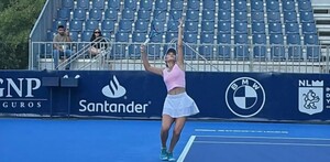 Jugadora de Tenis en el Abierto GNP 2025.