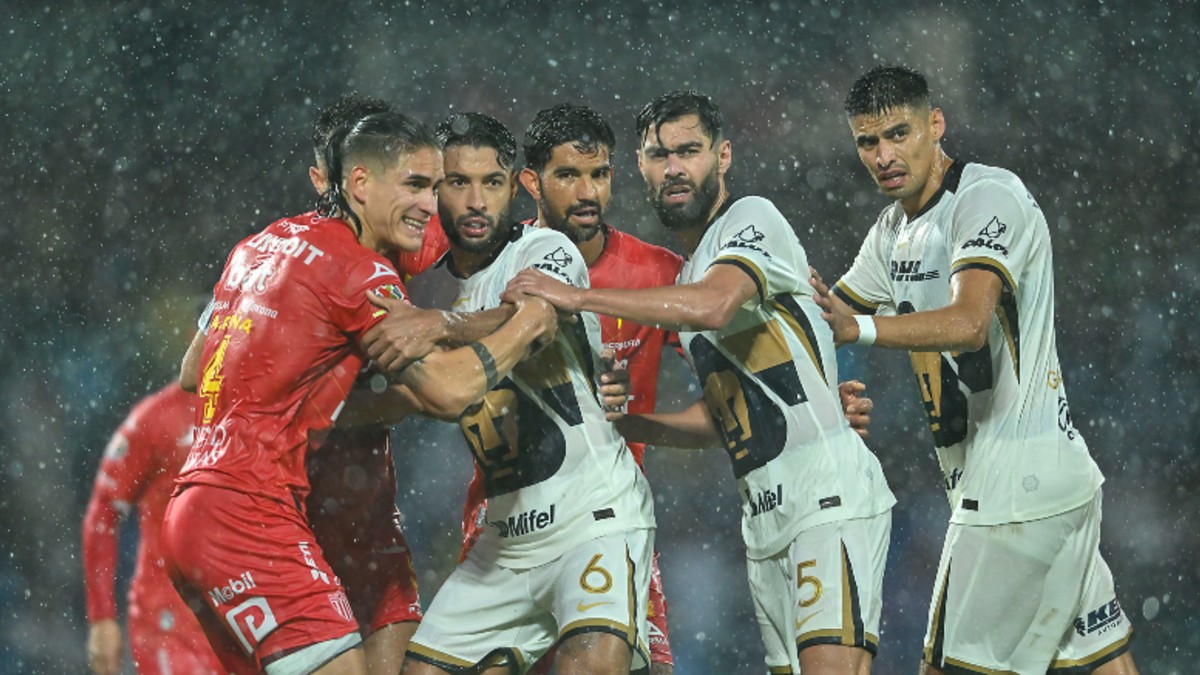 Pumas y Necaxa en la Jornada 4 ante un clima lluvioso.