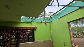 Caen techos de casas en Montemorelos tras tromba