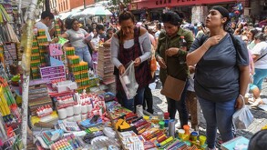 Estas son las calles del Centro CdMx donde venden útiles escolares baratos.