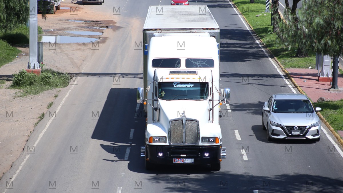 Empresas están migrando al uso del tren como la mejor opción para mover mercancías ante el aumento de inseguridad en las carreteras del centro del país.