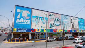 Cierre juguetería Julio Cepeda de Gonzalitos en Monterre
