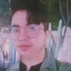 El joven habría sido atacado por dos hombres, quienes además de cometer el crimen también habrían sustraído objetos de valor del domicilio. El joven habría sido atacado por dos hombres, quienes además de cometer el crimen también habrían sustraído objetos de valor del domicilio.