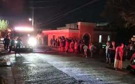 Dos cachorros murieron luego del incendio de una casa en la colonia La Reforma, al norte de Monterrey. El propietario del inmueble resultó ileso.