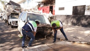 El Gobierno de Guadalajara retira autos abandonados para prevenir focos de inseguridad y riesgos de salud. Descubre aquí cómo puedes reportar uno.