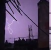 Usuarios en redes sociales compartieron videos donde se vieron rayos durante la madrugada de este 12 de agosto.