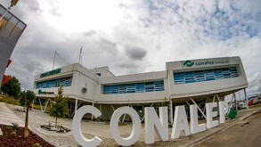 El proceso se inicia usualmente en los portales de preinscripción en línea,