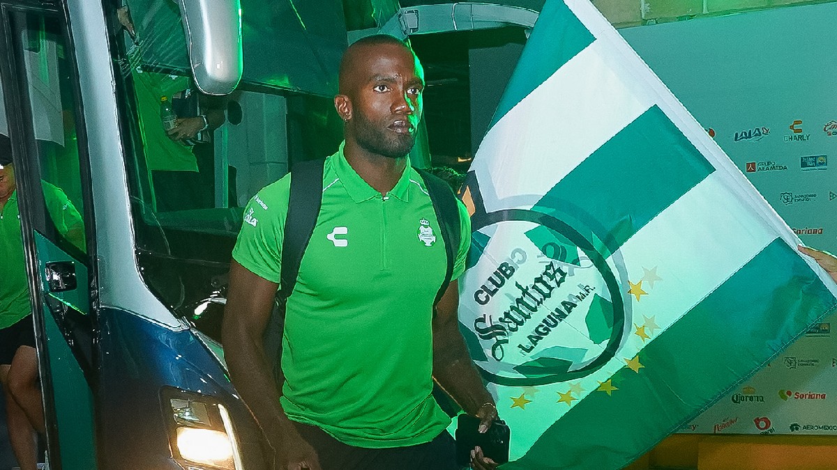 El central colombiano Kevin Balanta destacó el trabajo defensivo que el equipo realizó contra las Chivas el pasado domingo, manteniendo el arco en cero.