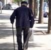 Un hombre de la tercera edad resultó con lesiones leves luego de ser atropellado por un oficial motociclista de la Policía Municipal de León.