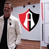 Los rojinegros visitan en la jornada 5 del Apertura 2025 al Querétaro en donde podría debutar el técnico argentino en el banquillo.