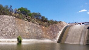 Empresarios de León salieron a la defensa del Acueducto Solís, dejaron claro que 