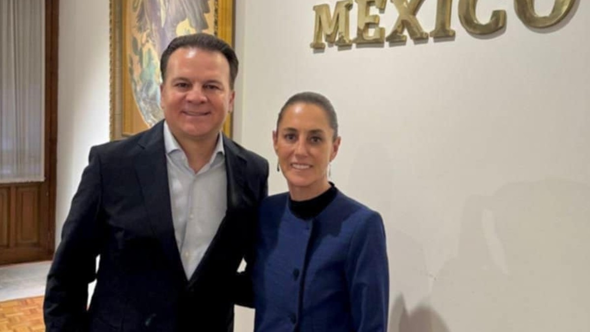 El gobernador de Durango, Esteban Villegas y Claudia Sheinbaum se reunieron para ver avances en Durango.