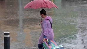 Las lluvias en Guadalajara seguirán más tiempo del esperado este 2025. Descubre aquí hasta cuándo deberás mantener tu paraguas listo y extremar precauciones.