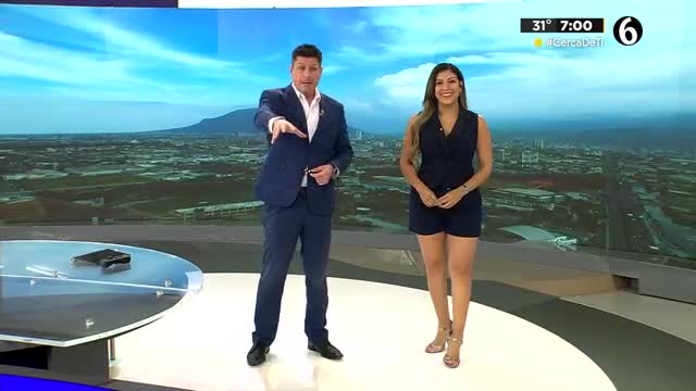 Programa conducido por Luis Carlos Ortiz y Sandra González, viernes 15 de agosto de 2025.