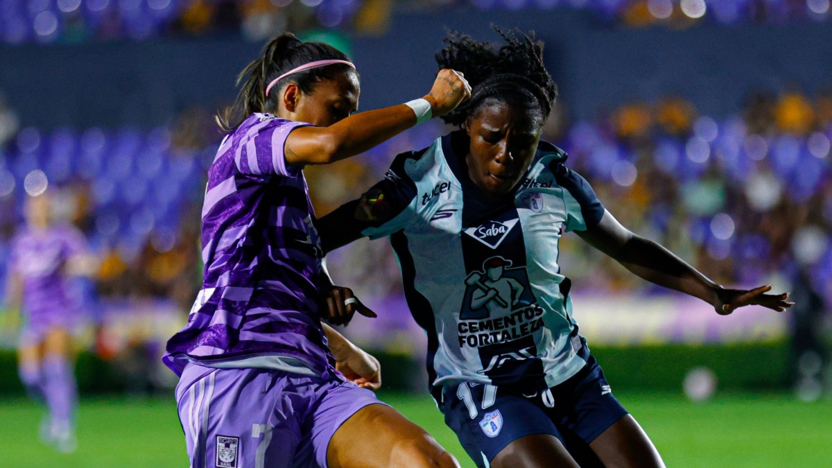 Tigres y Pachuca Femenil en el partido de la Jornada 7.
