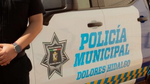 Al momento del ataque el policía se encontraba fuera de servicio y en calidad de civil en un establecimiento de venta de cerveza.