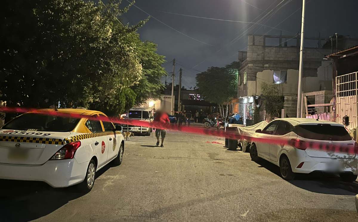 Un hombre fue atacado a balazos y murió a consecuencia de ello en Escobedo, Nuevo León. También un adolescente resultó herido de gravedad.