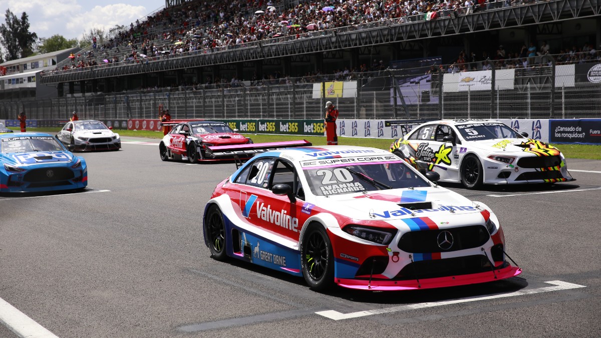 La competencia en pista se reforzó con la participación de figuras como Mario Domínguez y Michel Jourdain Jr. (Mónica Ramos) La competencia en pista se reforzó con la participación de figuras como Mario Domínguez y Michel Jourdain Jr. (Mónica Ramos)