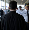 Arrestan en Aeropuerto de Guadalajara a sacerdote colombiano acusado de abusar sexual infantil; diócesis en varios países habrían advertido sobre él. Arrestan en Aeropuerto de Guadalajara a sacerdote colombiano acusado de abusar sexual infantil; diócesis en varios países habrían advertido sobre él.