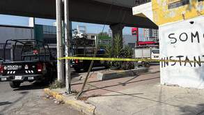 Hombre muerto en avenida Colón en Monterrey.