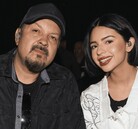 Durante un concierto en el Hollywood Bowl, Pepe y Ángela Aguilar hablaron sobre la importancia de la legalidad en Estados Unidos, pero Emiliano sorprendió al pú