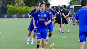 Tigres llegó a Estados Unidos el lunes por la tarde y realizó un entrenamiento para enfrentar al equipo de Messi.