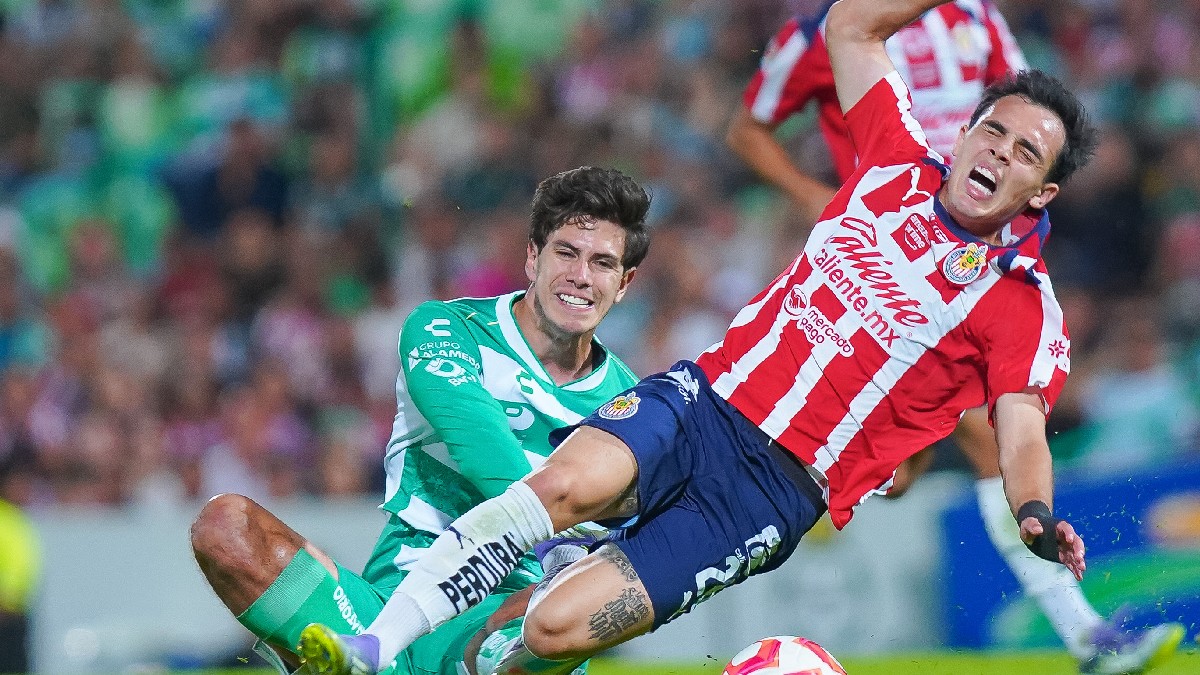 Santos Laguna enfrentará una baja significativa en su línea defensiva para el partido de este viernes. Se trata del mexicano Haret Ortega