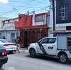 Las autoridades estatales realizaron un operativo de cateo donde tenían secuestrado a un hombre en la colonia La Joya en Guadalupe, Nuevo León.