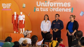 Inicia la entrega de uniformes en Juárez, Nuevo León