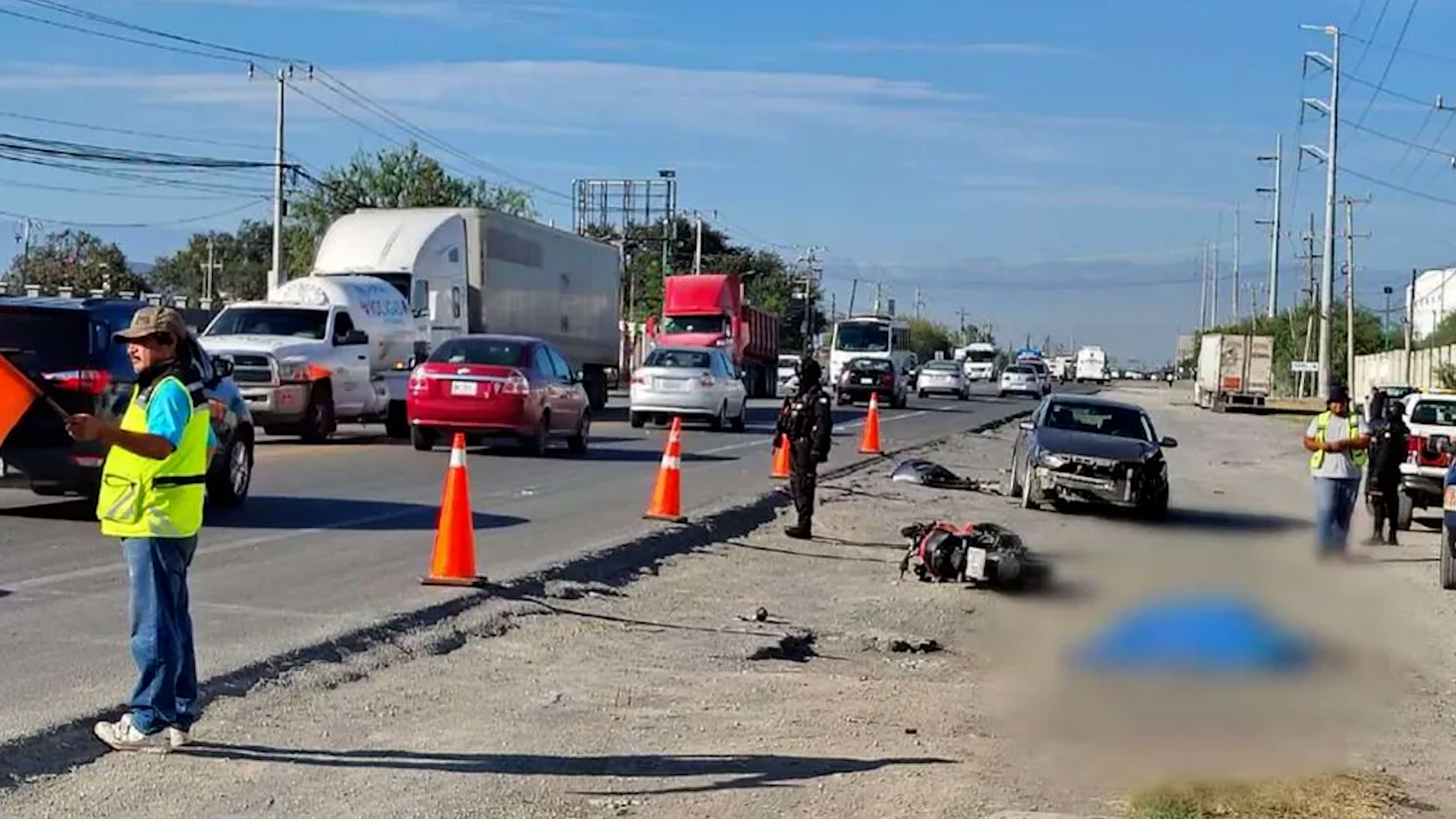 El hecho ocurrió sobre el kilómetro 26 en sentido de norte a sur en la carretera Monterrey-Nuevo Laredo, en territorio de Ciénega de Flores, Nuevo León.