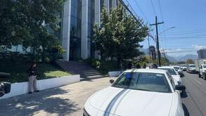 Cateo en oficinas de financiera Trínitas en San Pedro