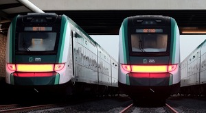 Tras el descarrilamiento del Tren Maya, elementos de la Guardia Nacional acudieron de inmediato al sitio para brindar auxilio.