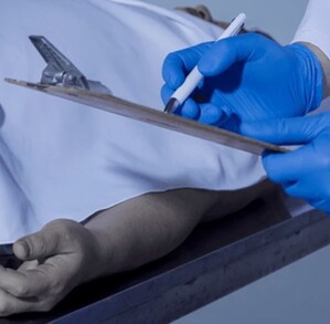 El IJCF aclaró que no son 9 mil cuerpos sin identificar, sino 2 mil 499, al ser segmentos humanos y no cuerpos completos, generando confusión en cifras.