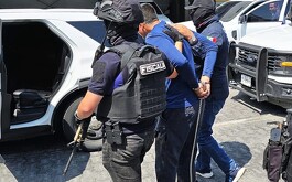 Detienen a un policía de Zapopan implicado en el asesinato de una familia en San Cristóbal de la Barranca; el crimen habría tenido como móvil el robo.