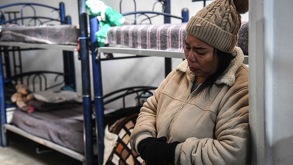 Desde el primer día de enero, un promedio de 28 migrantes poblanos han sido expulsados de Estados Unidos debido a su estatus migratorio irregular.
