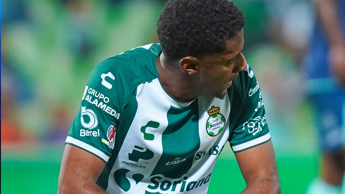 El delantero hondureño Anthony 