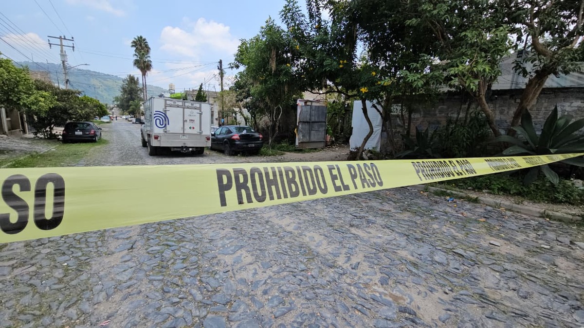 Fiscalía inicia excavación por caso de desapariciones en colonia Arenales Tapatíos Fiscalía inicia excavación por caso de desapariciones en colonia Arenales Tapatíos