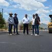 El Presidente Municipal de Lerdo, Homero Martínez Cabrera, llevó a cabo este martes supervisión en los trabajos de pavimentación en Ciudad Juárez.