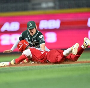 jugadores de beisbol