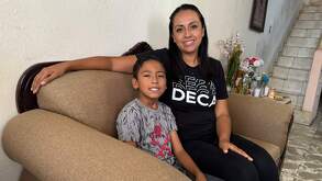 Niño con malformación torácica requiere cirugía urgente; familia pide apoyo en Santa Catarina