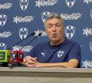 El entrenador de Monterrey dio detalles sobre lo que busca el club en cuanto al fichaje que podría llegar a la parte delantera del equipo.