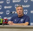El entrenador de Monterrey dio detalles sobre lo que busca el club en cuanto al fichaje que podría llegar a la parte delantera del equipo.