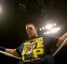 John Cena debutó en WWE en el año 2003 en el show Smack Down.