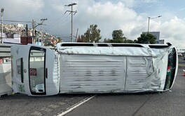 Aún se mantiene afectado un carril de la autopista México-Pachuca, por lo que se registra marcha lenta.