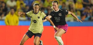 El Juego de las Estrellas 2025 en la rama femenil terminó con empate de 2 goles, aunque en los penales fueron las españolas quienes ganaron el encuentro. El Juego de las Estrellas 2025 en la rama femenil terminó con empate de 2 goles, aunque en los penales fueron las españolas quienes ganaron el encuentro.
