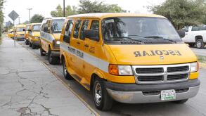 San Pedro Garza García implementará plan piloto de transporte escolar gratuito