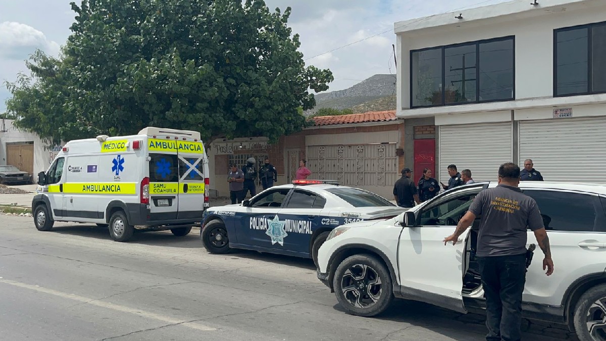 Un hombre de 32 años resultó herido con un arma blanca tras ser víctima de un intento de asalto en la colonia General Lázaro Cárdenas de Torreón. Un hombre de 32 años resultó herido con un arma blanca tras ser víctima de un intento de asalto en la colonia General Lázaro Cárdenas de Torreón.